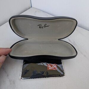 Ray-Ban Sunglass/Eyeglass Clamshell Case with Original Polishing Cloth